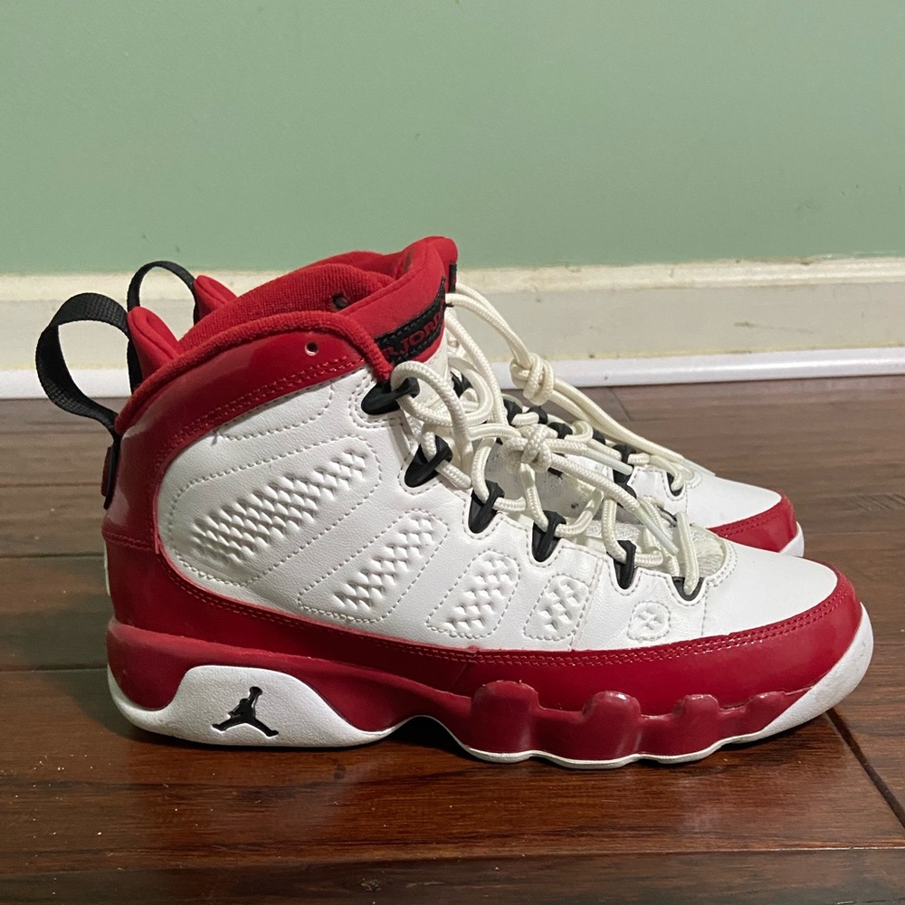 Jordan 9 Retro White Gym Red Youth Size